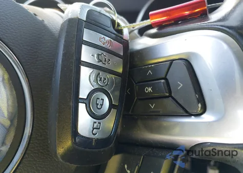 2020 Ford Mustang Ecoboost Premium z USA, uszkodzony, nr VIN 1FATP8UH8L5120875